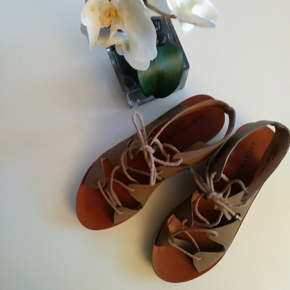 Lucky Brand Strap Sandals